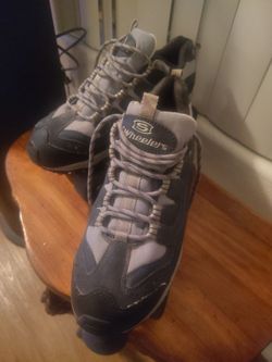 Sketchers roller skates