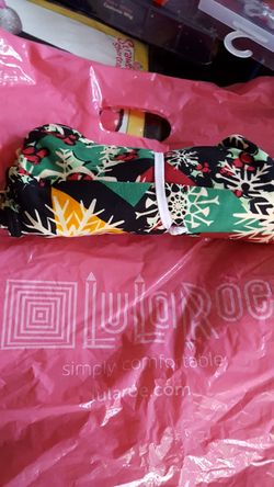 New LuLaRoe holiday leggings