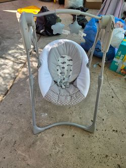 Baby swing