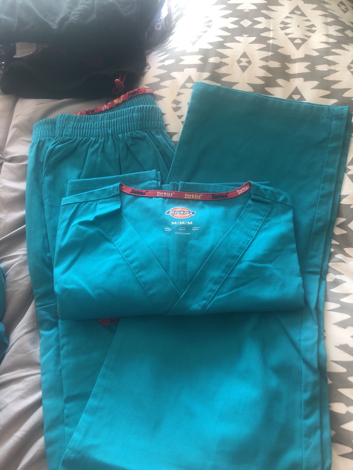 Dickies scrub set medium