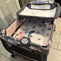 Baby Trend Deluxe II Nursery Center Playard with Travel Bag 