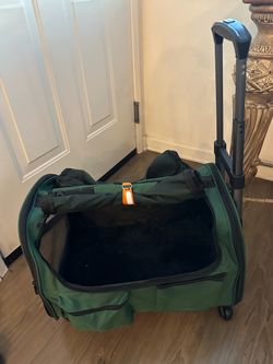 Paw Ballet-pet carrier with wheels