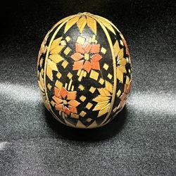 Straw Marquetry Multi Color Egg Czech with Stand