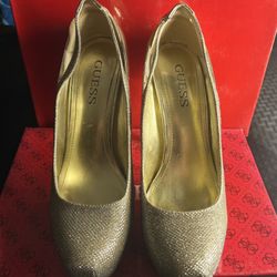 Guess Women’s Gold Sparkly Heels - Size 9.5M