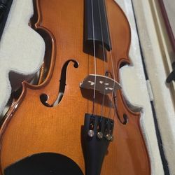 VIOLIN 4/4 $69