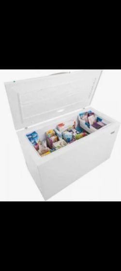 Electrolux
Chest Freezer model number: FFFC25M4TW - Great Condition