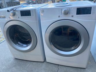 Washer an Gas dryer