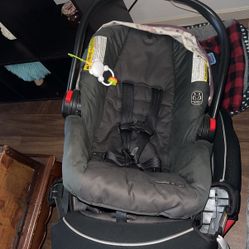 Infant Car Seat $5