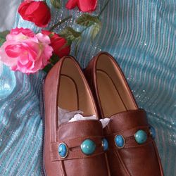 New With Tags High Quality Brand Woman's Shoes Size 10 Great Gift Very Elegant And Stylish For Any Occasion $30 Pick Up At Country Club And Grant 