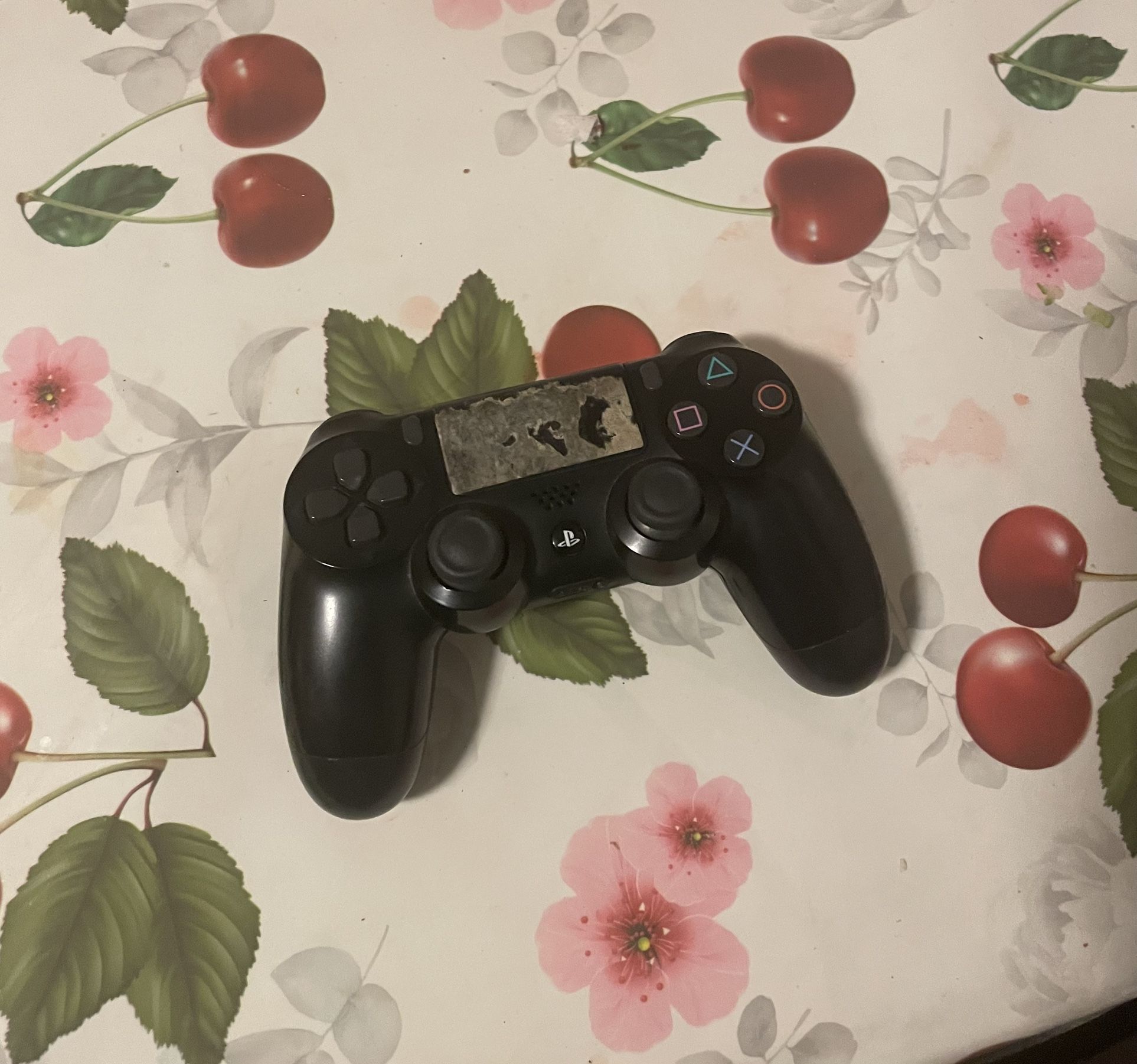 PS4 Controller