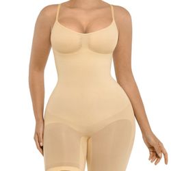 M/L FEELINGIRL bodysuit  