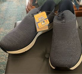 Sketcher slip ins