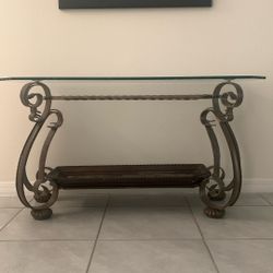 Entry Table With Mirror 