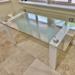  *** DINING TABLE / MODERN / FROSTED GLASS - EXCELLENT!