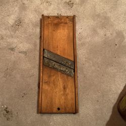 Vintage Lettuce/cabbage Slicer Used