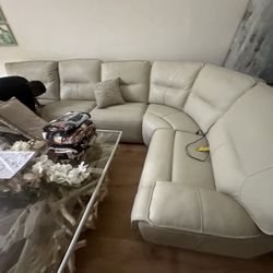 sofa.electric.    good. condition 