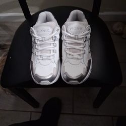 VIONIC  Women's 23 WALK 2.0  SNEAKER