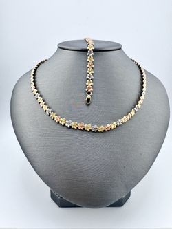 14K Tri Color Diamond Cut Flower Necklace And Bracelet Set