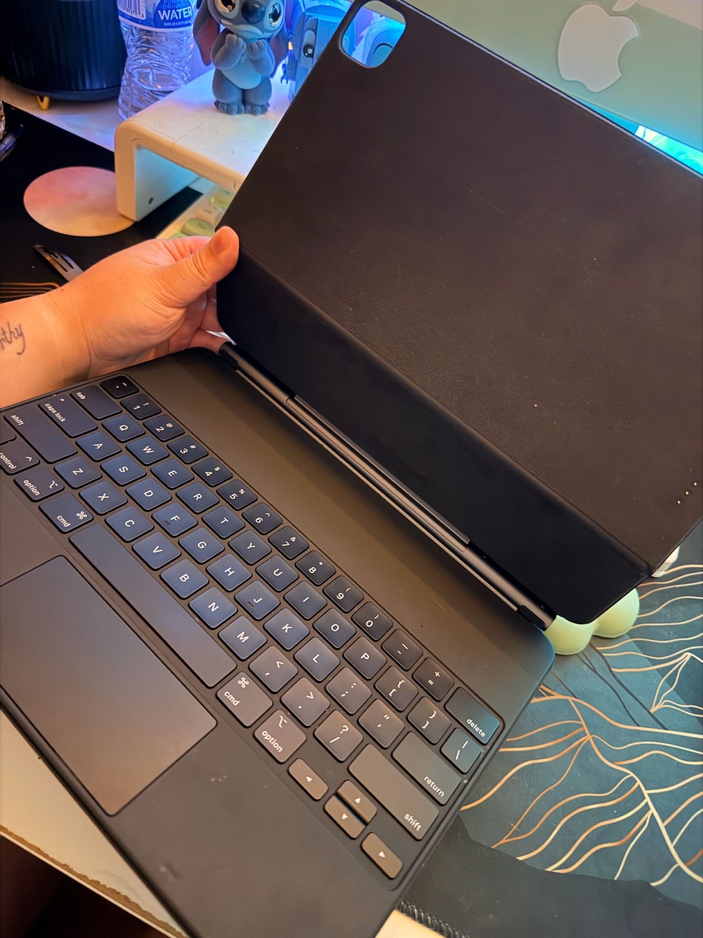 Apple magic keyboard for 13inch ipad