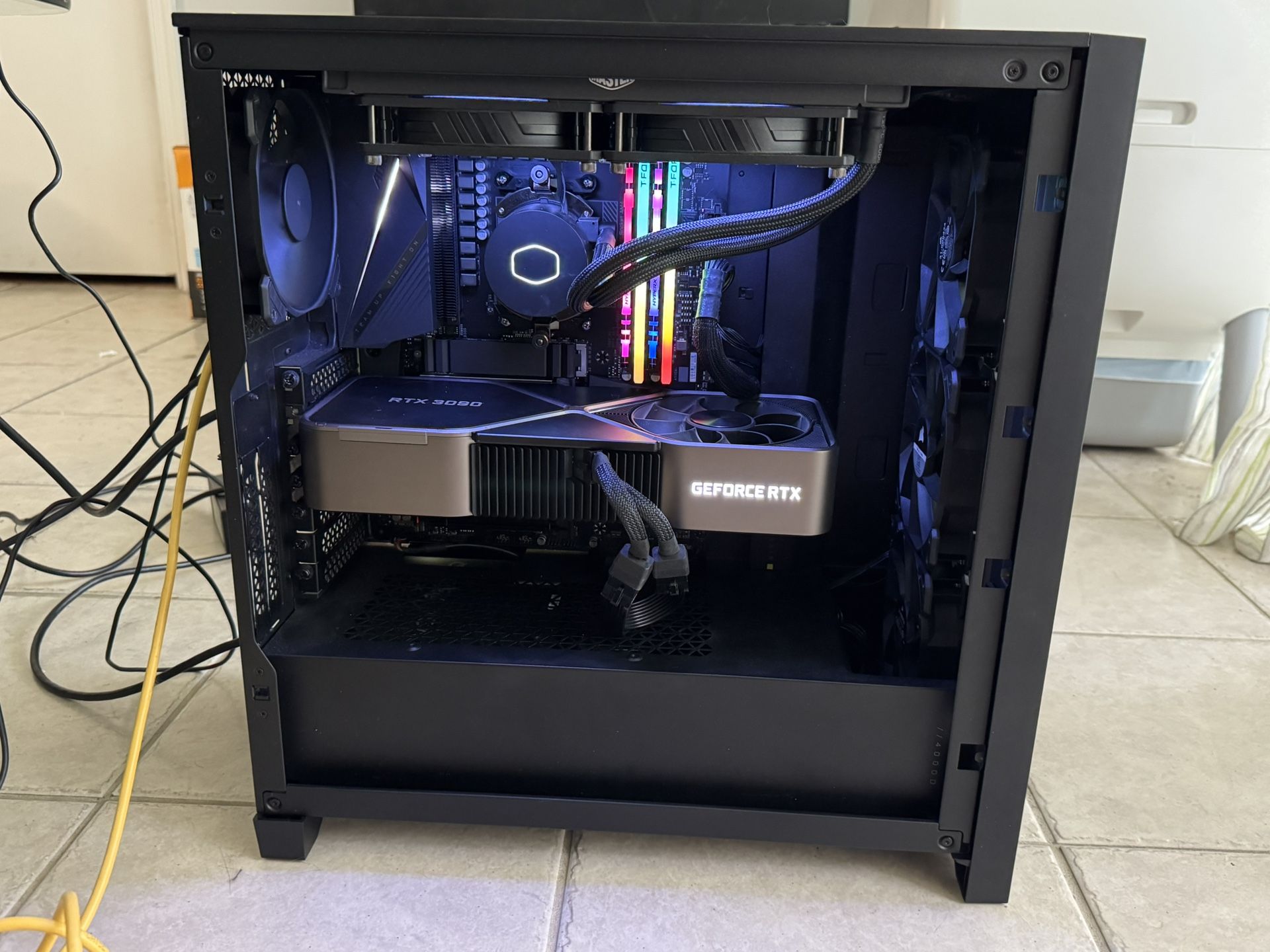 High-End Gaming/Workstation PC for Sale – RTX 3090, Ryzen 7 5800X, 48GB RAM