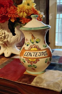 MADE IN SPAIN. GREAT JAR FOR LENTILS. CERAMIC, HAND PAINTED AND DECORATED