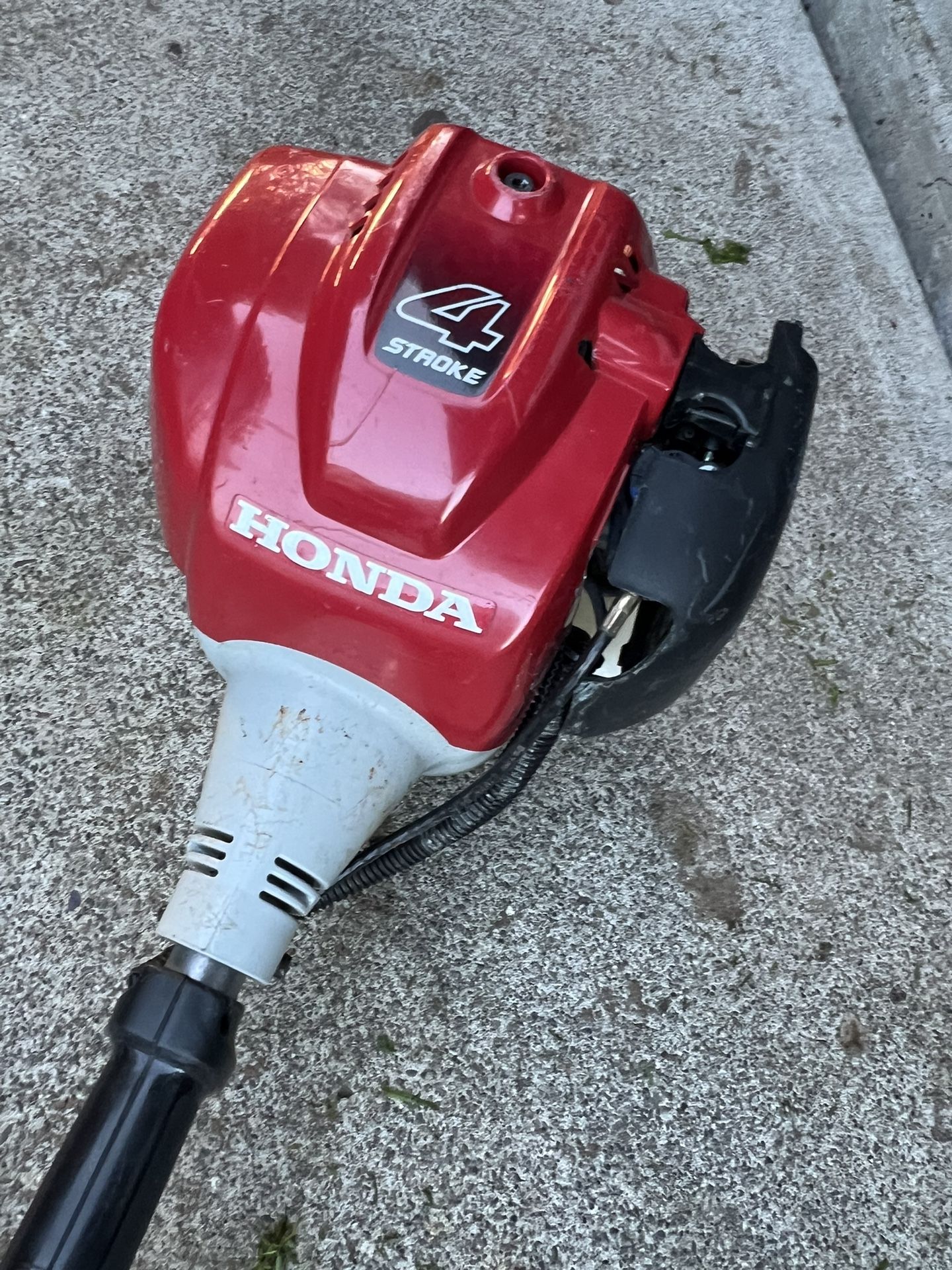 MTD Pro Honda GX25 4 cycle string trimmer