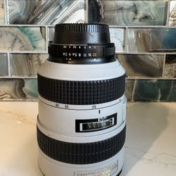 Nikon AF-S 28-70 2.8D Tropical Grey Special edition 