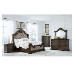 Bedroom set Q