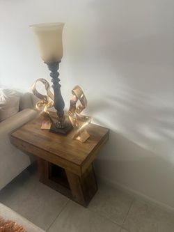 Single end table