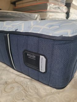 Queen mattress