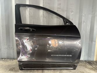 2014 - 2022 JEEP CHEROKEE FRONT RIGHT PASSENGER SIDE DOOR SHELL OEM