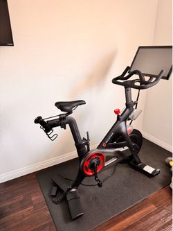 Peloton Bike