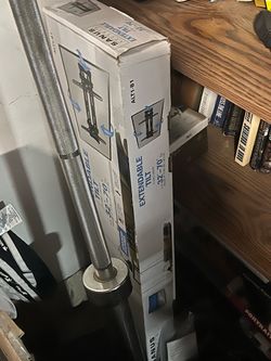 55” Samsung TV & Wall mount