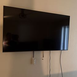 Samsung 55” Smart TV