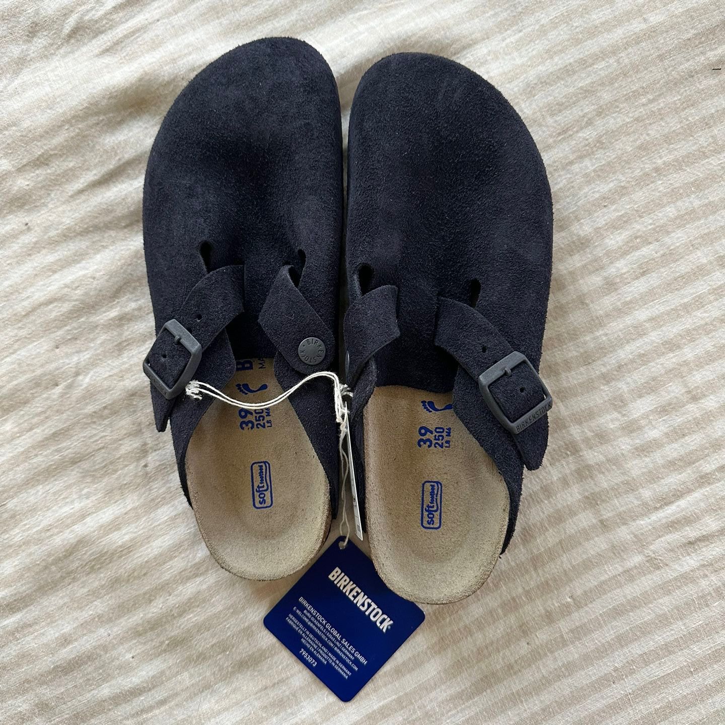 Birkenstock Boston Navy clogs! 