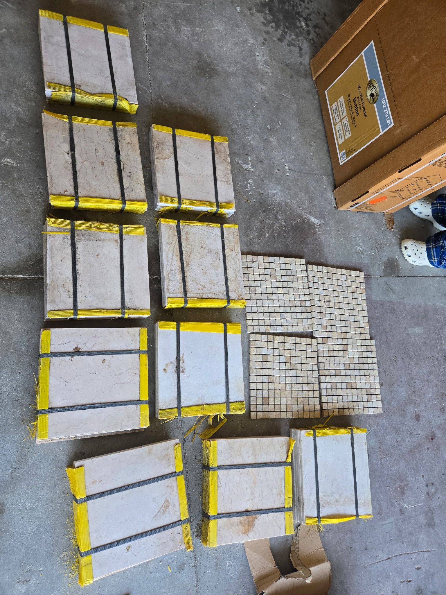 Tiles/Porcelain