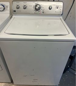 Washing machine Maytag White