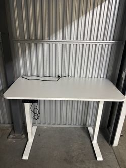 White Electric Standing Desk