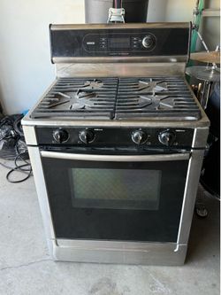 Bosch 30” Stainless Steel Gas Range/Oven