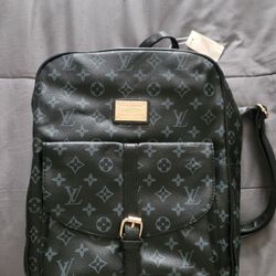 New LOUIS VUITTON BACKPACK 