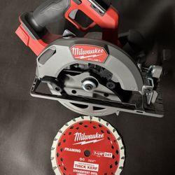 Milwaukee Fuel 7 1/4 Framing Circular Saw TOOL ONLY 