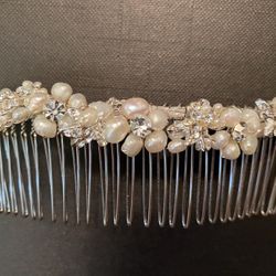 Rhinestone-Pearl Wedding Bridal Comb   / Hairpiece