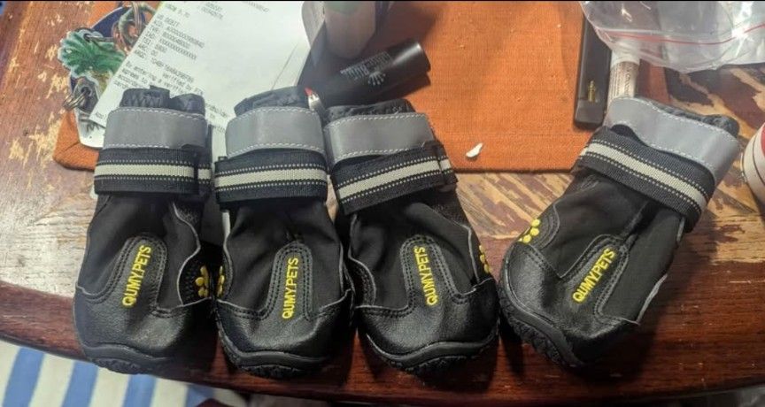Dog Shoes 