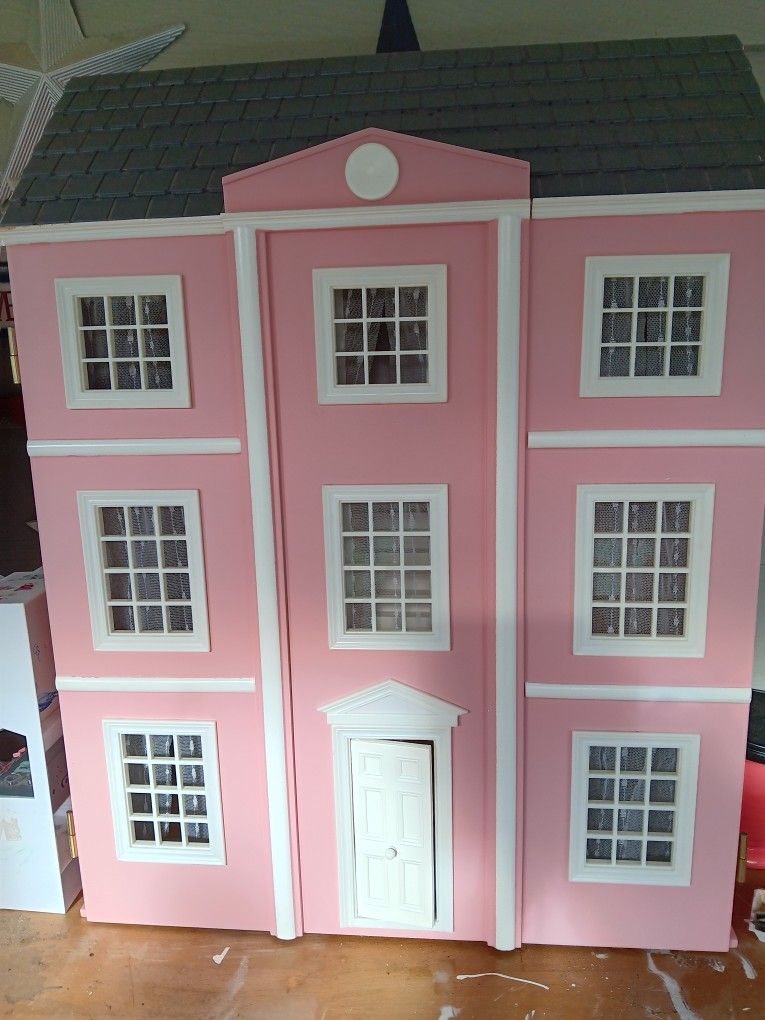 Dollhouses