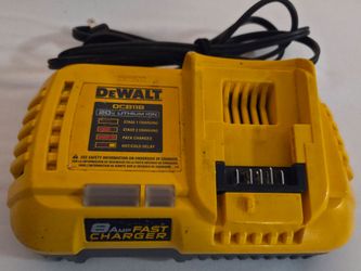 DeWalt 20V MAX 8-Amp Fast Charger