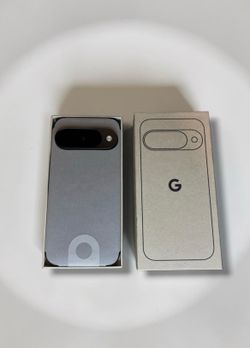 Google Pixel 10 128GB - Obsidian Unlocked 5G - Mint Condition - One Month Old