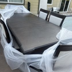 Dinning Table Set