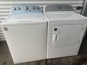 Whirlpool Washer and Dryer Set
