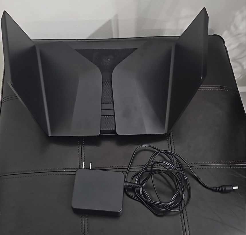Netgear Nighthawk AX12 12-Stream AX6000 Wifi Router Model: RAX120