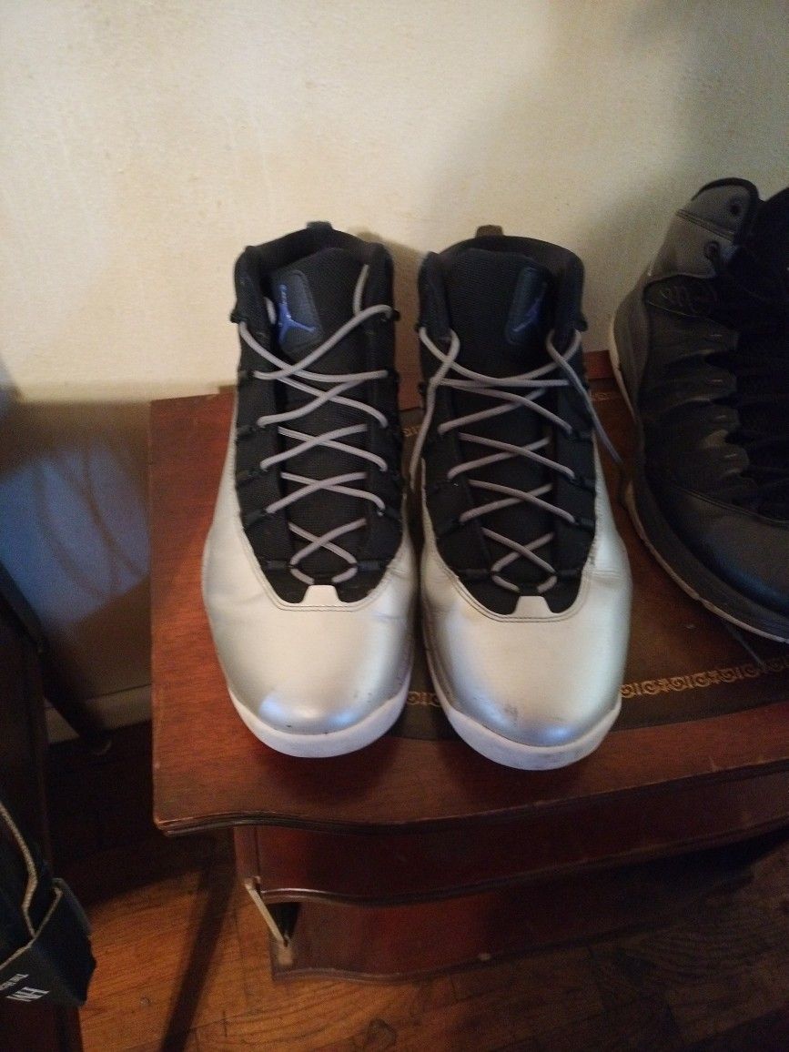 Jordans Two Pair Maybe 4
